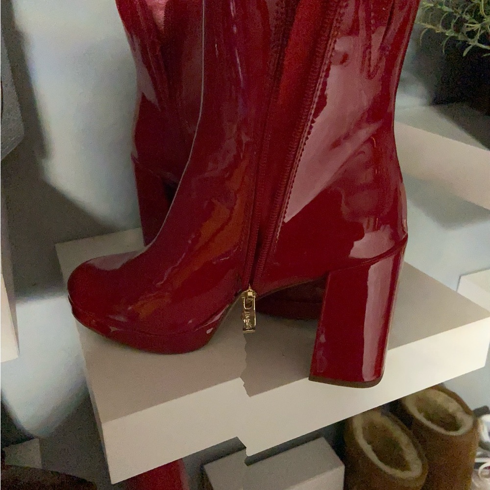 Ankle patent leather boots